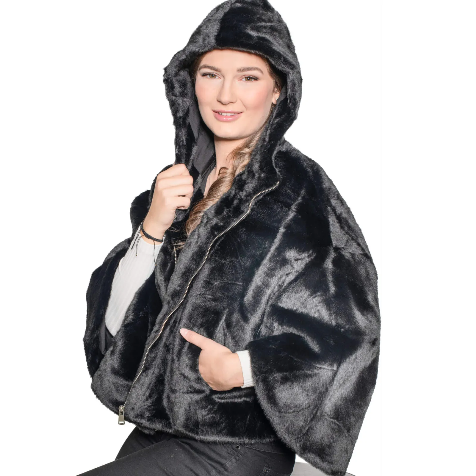 Zillertaler Trachtenwelt Damen Kuscheljacke "Penelope", Schwarz Best Sale